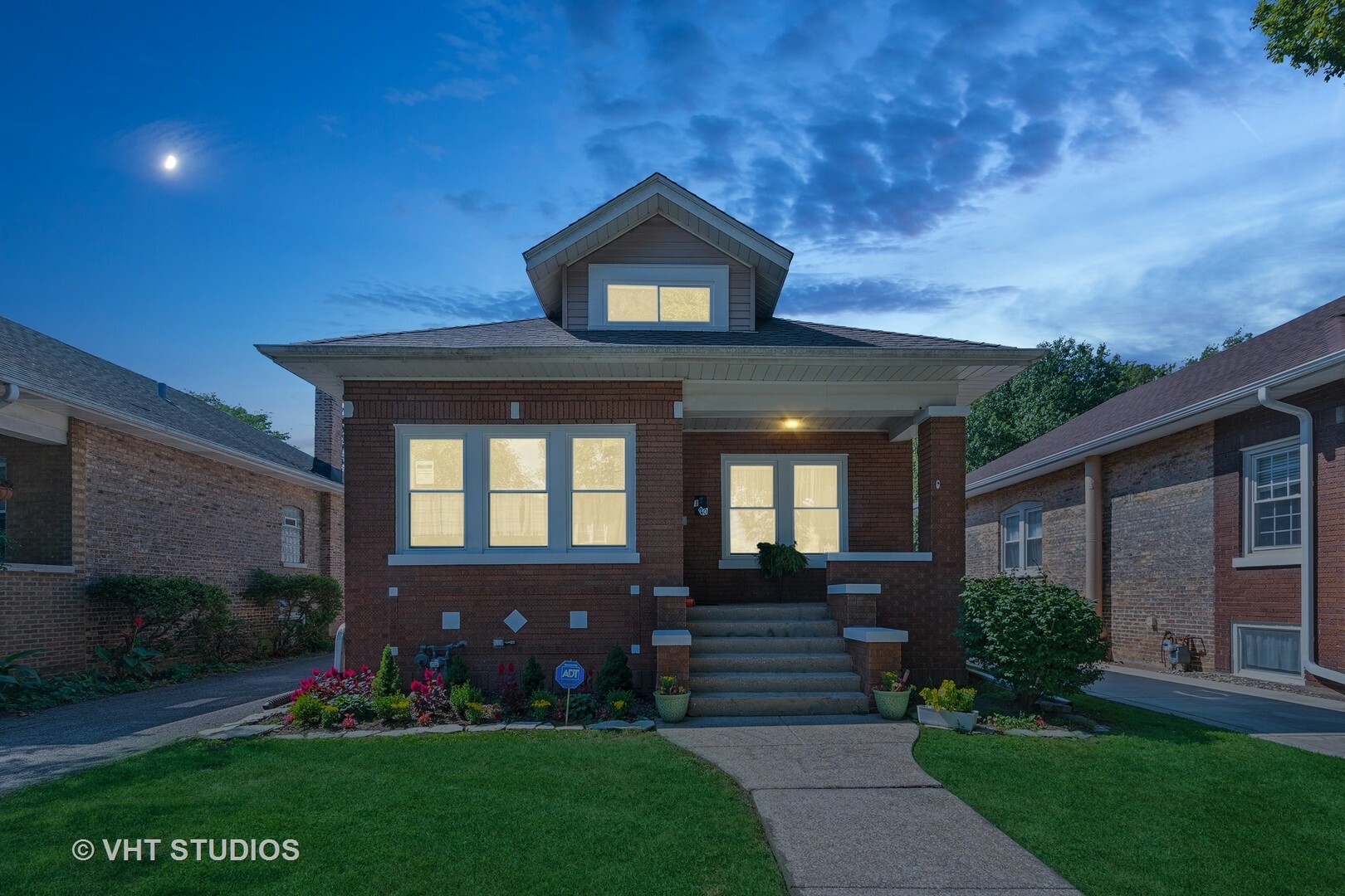 Property Photo:  120 Lathrop Avenue  IL 60305 