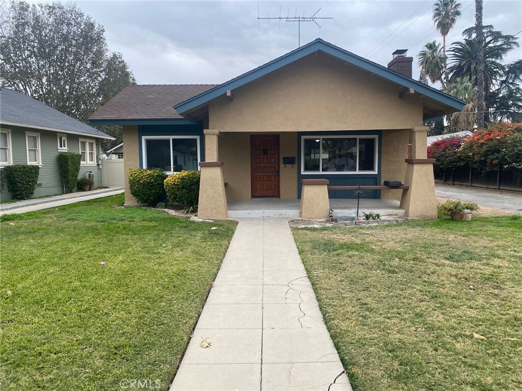 Property Photo:  4056 Rosewood Place  CA 92506 