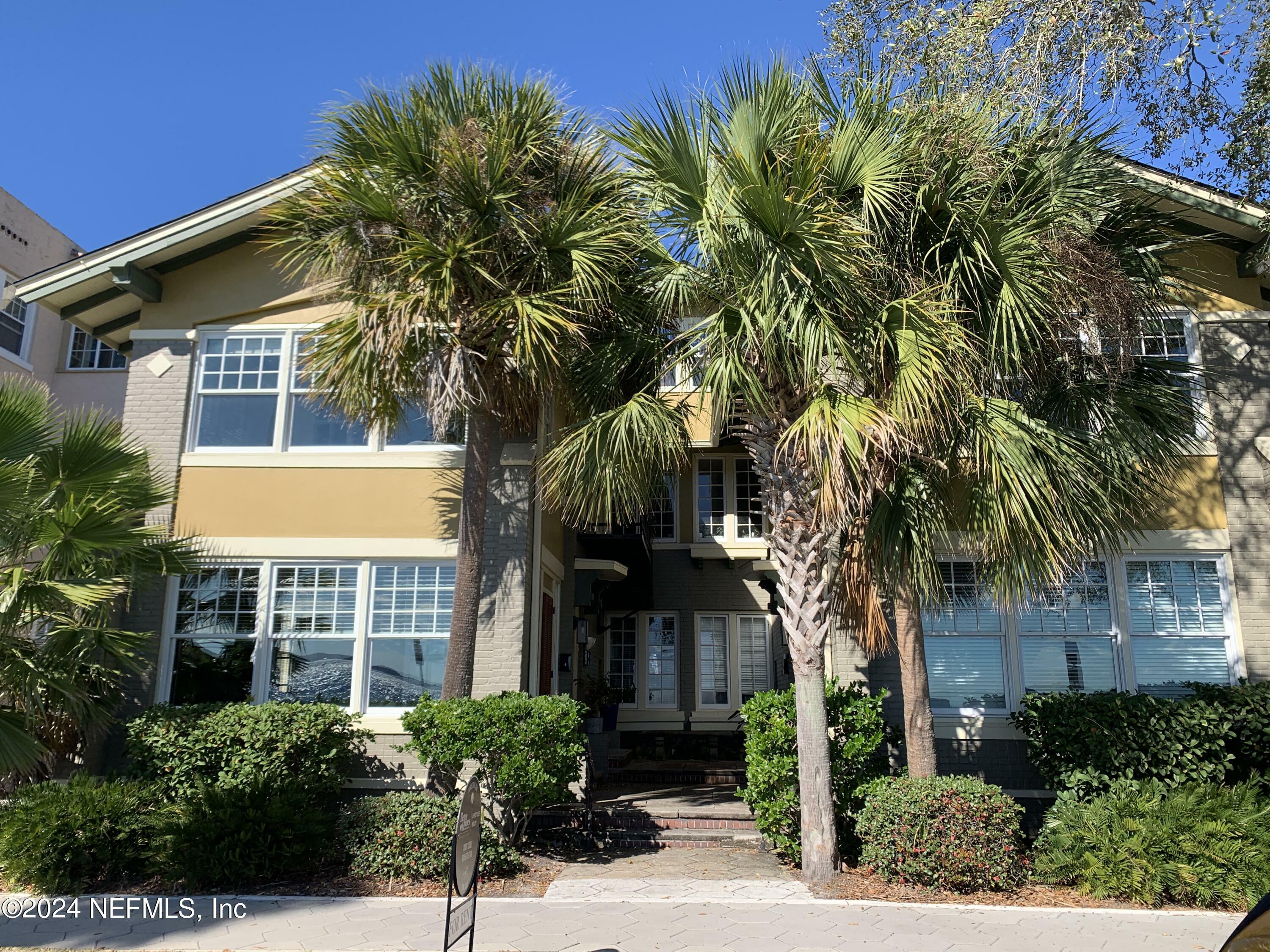 Property Photo:  2125 River Boulevard  FL 32204 