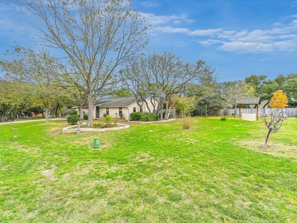 Property Photo:  506 Explorer  TX 78734 