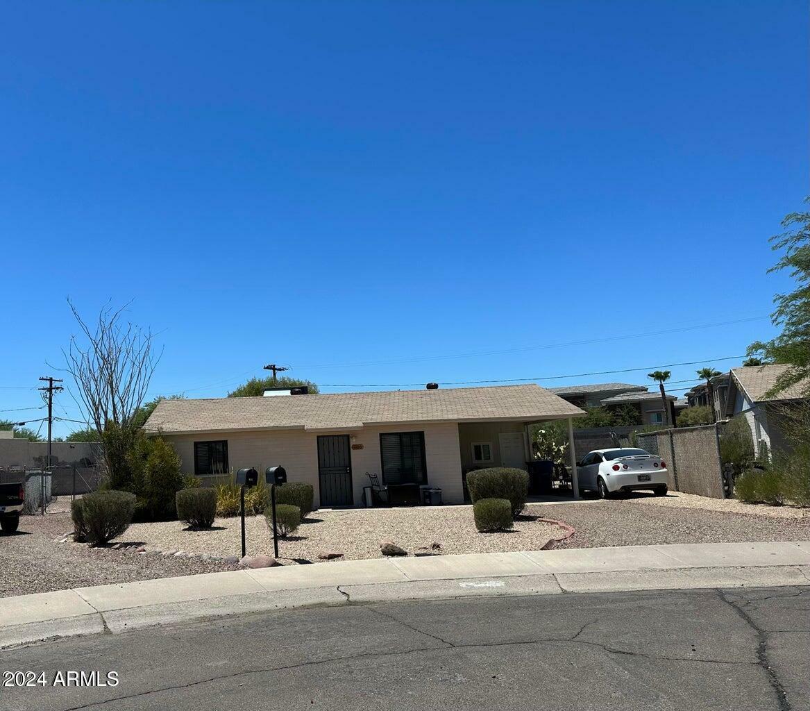 Property Photo:  925 E Henry Street  AZ 85288 