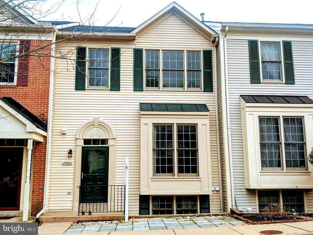 Property Photo:  7703 Baird Court  VA 22079 