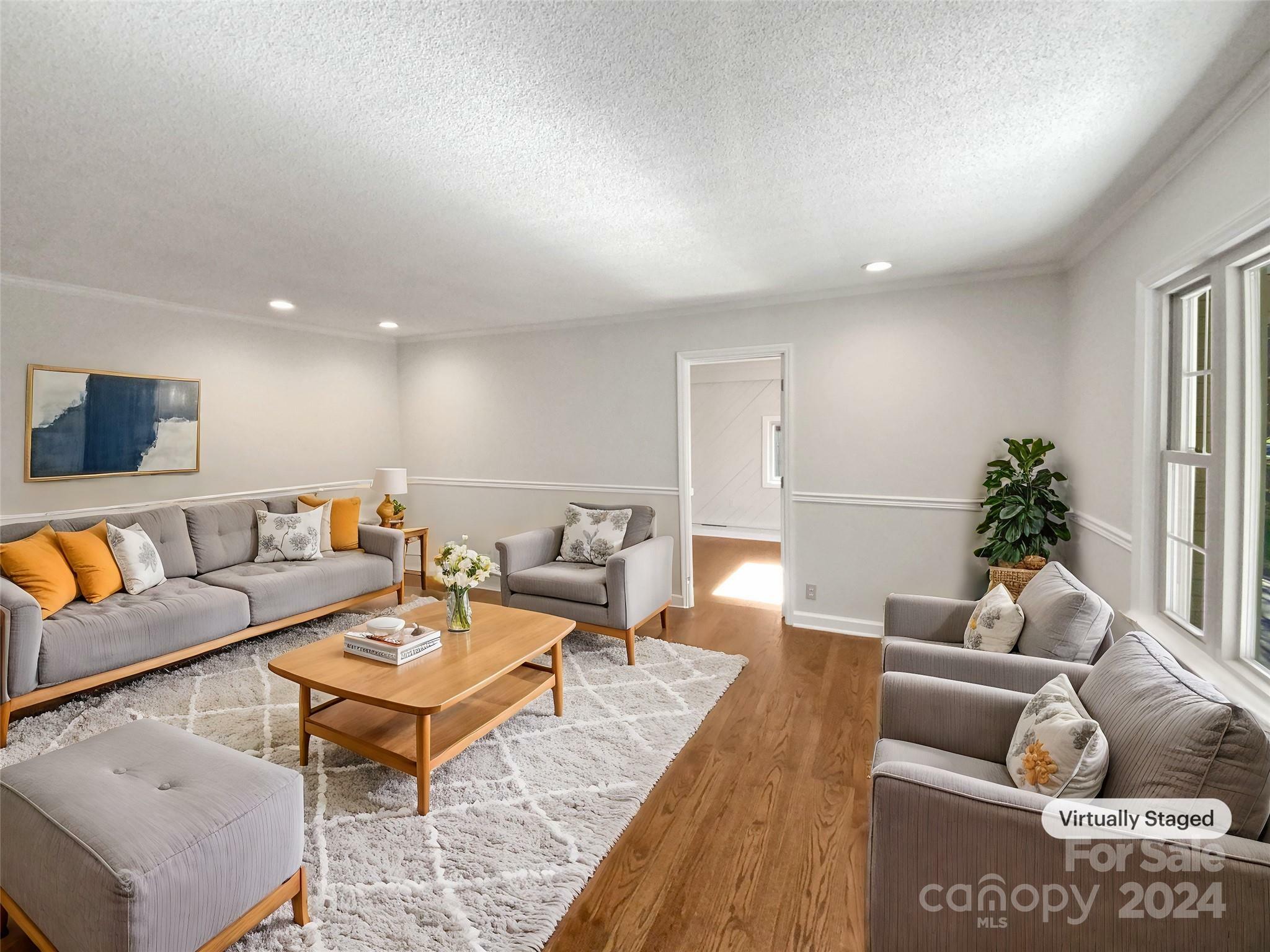 Property Photo: 104 Abingdon Circle NC 28078