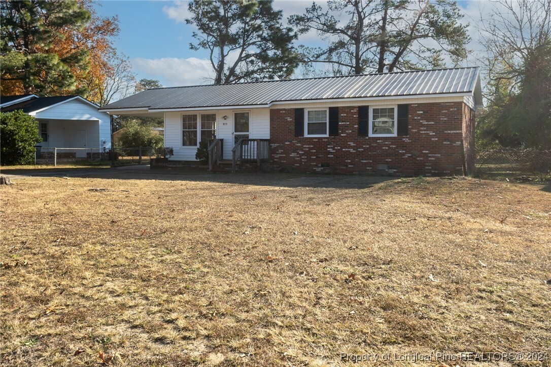 Property Photo: 873 Kaywood Drive NC 28311