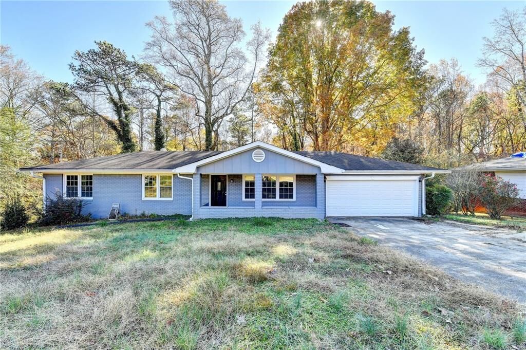 Property Photo: 190 Stroud Drive SE GA 30126