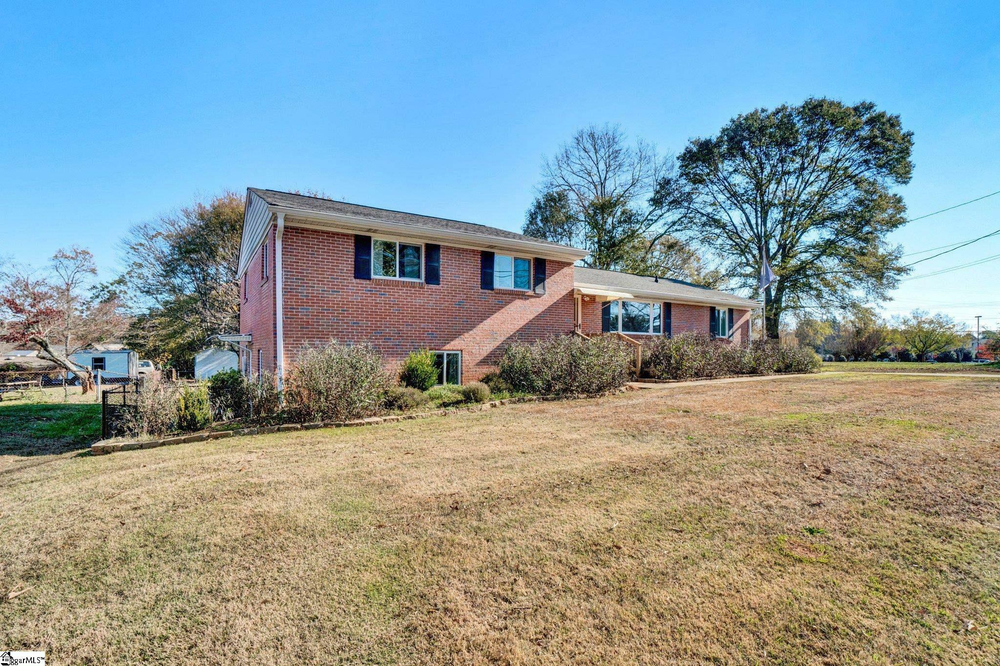 Property Photo:  411 Drury Lane  SC 29662 