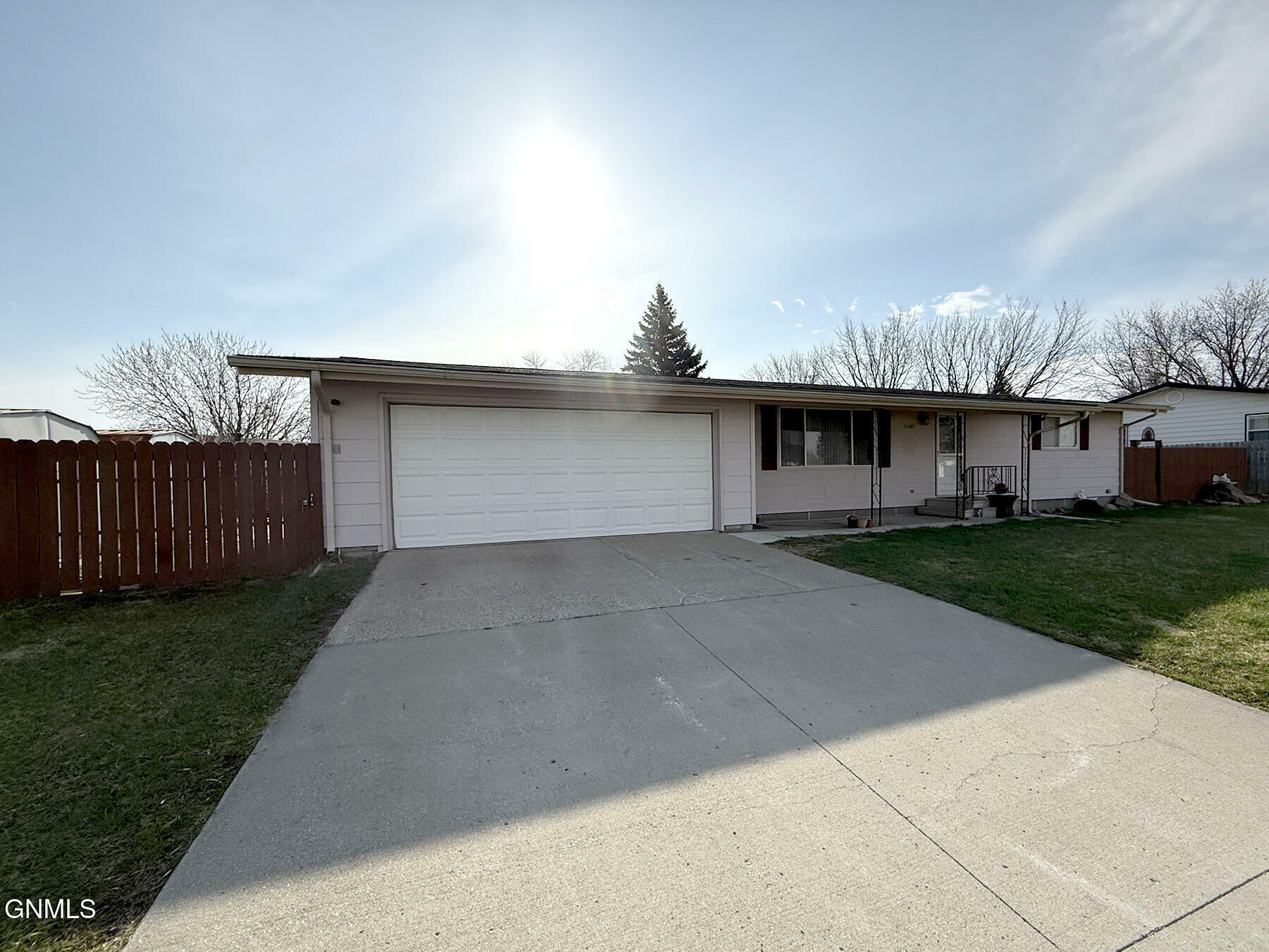 1505 4th Avenue SW  Jamestown ND 58401 photo