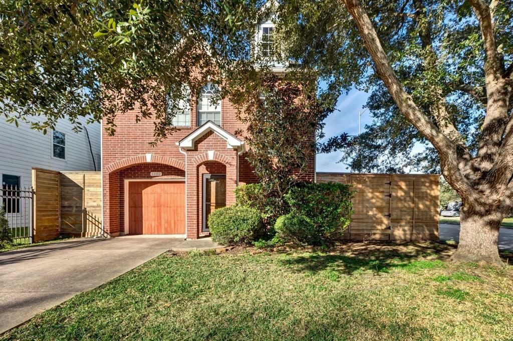 Property Photo:  6602 Roberson Street  TX 77085 