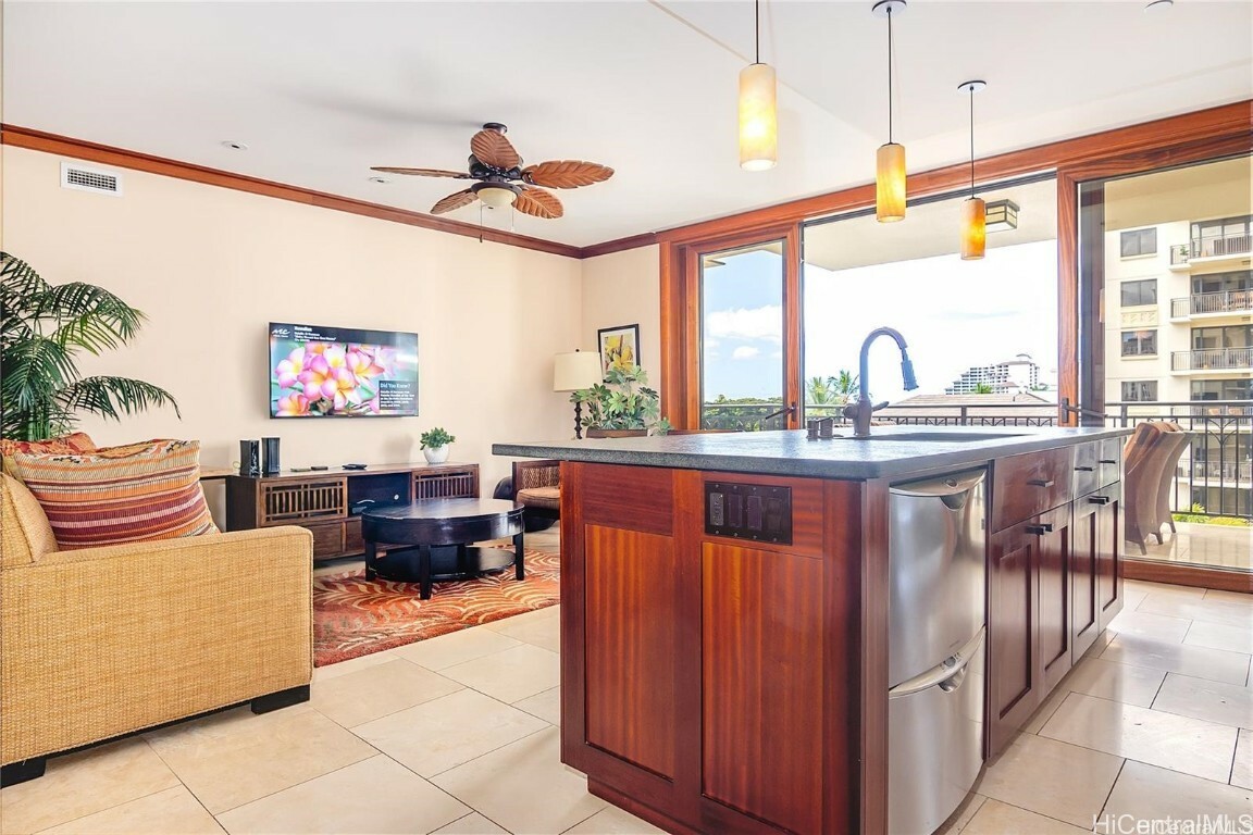 Property Photo:  92-104 Waialii Place O523  HI 96707 