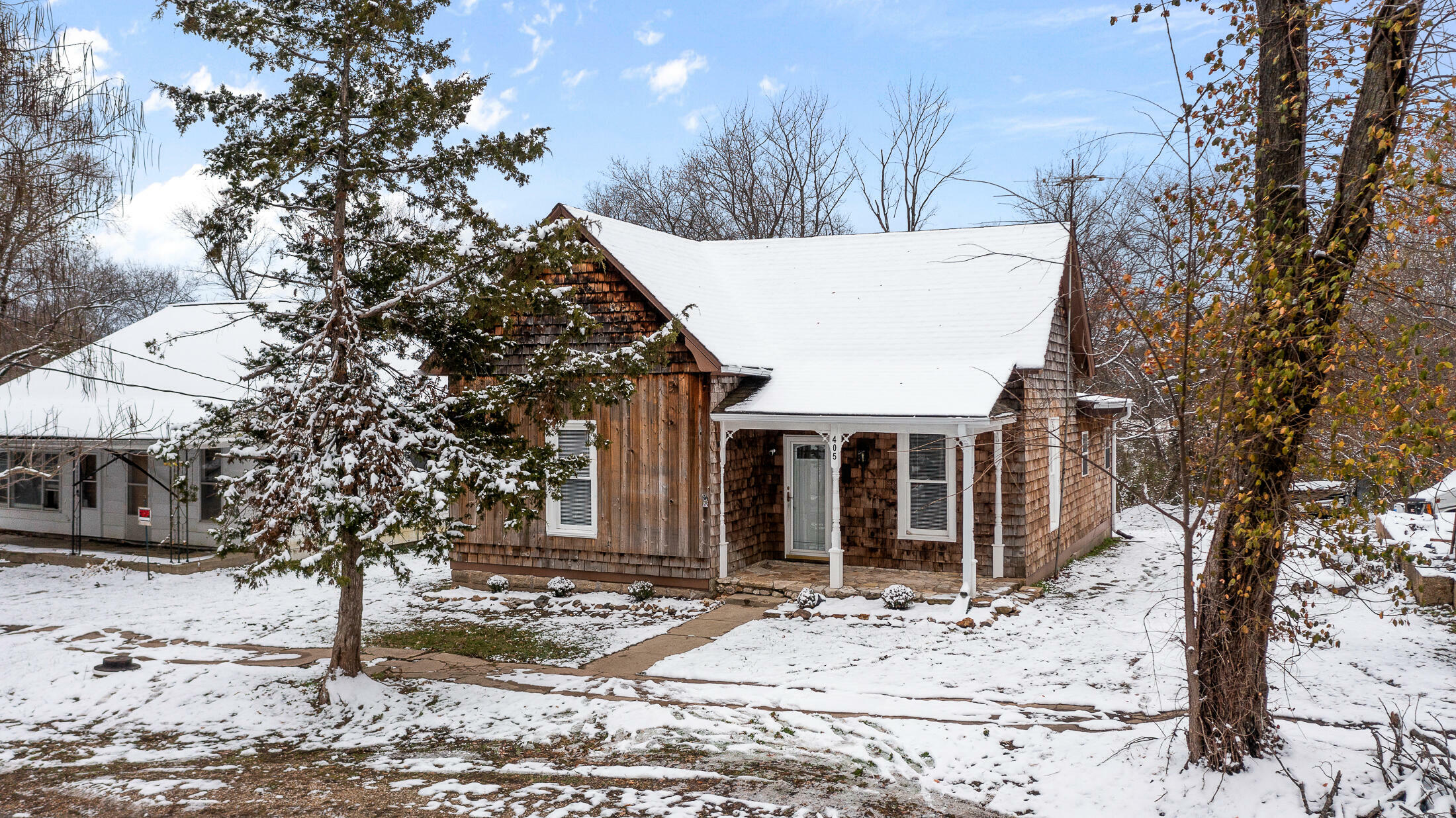 Property Photo:  405 Hill Top Drive  MO 65059 