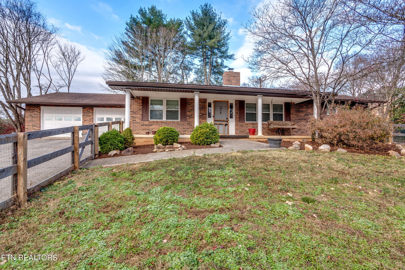 Property Photo: 5909 Green Valley Drive TN 37914
