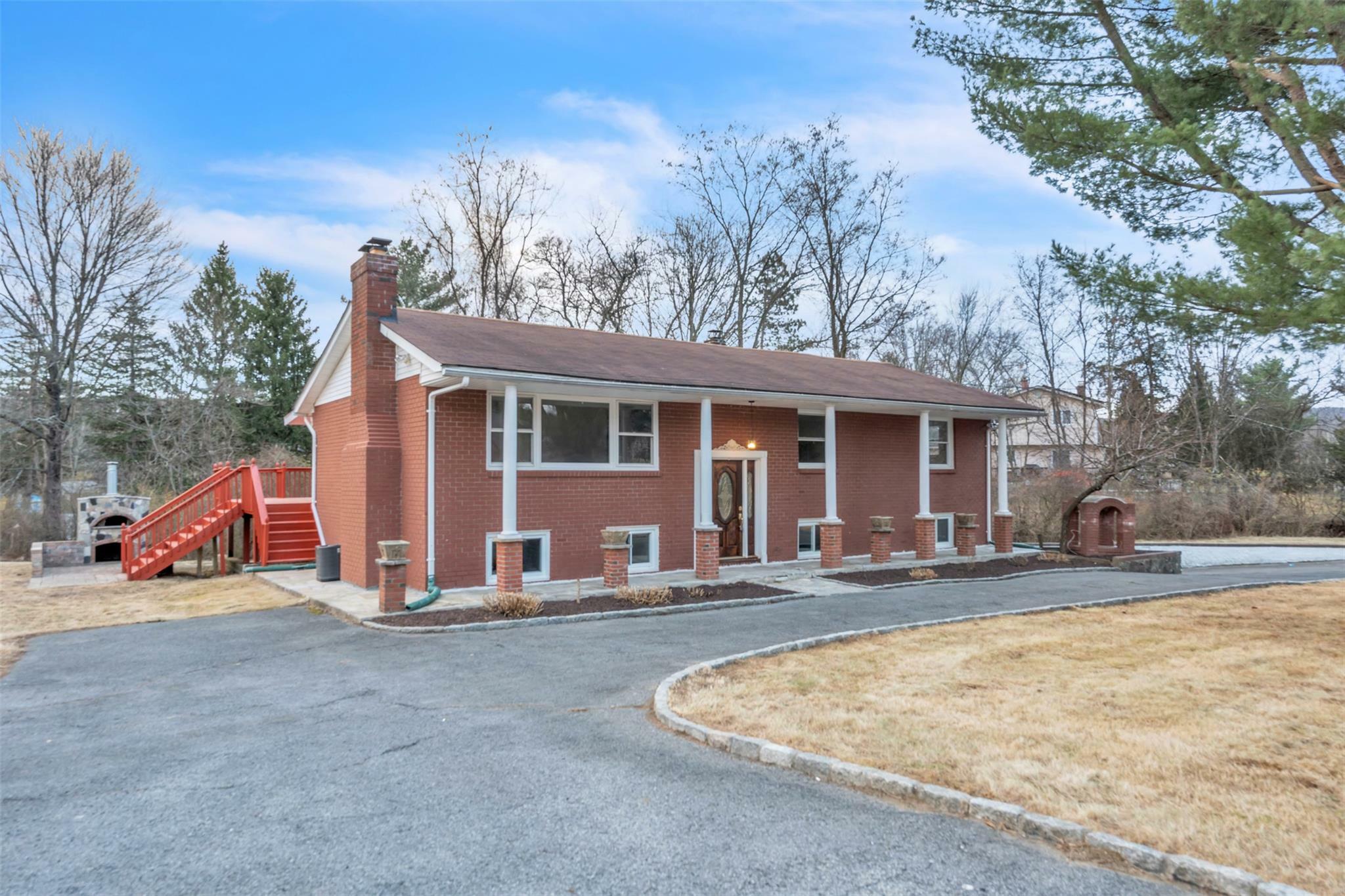 Property Photo:  559 Laroe Road  NY 10918 