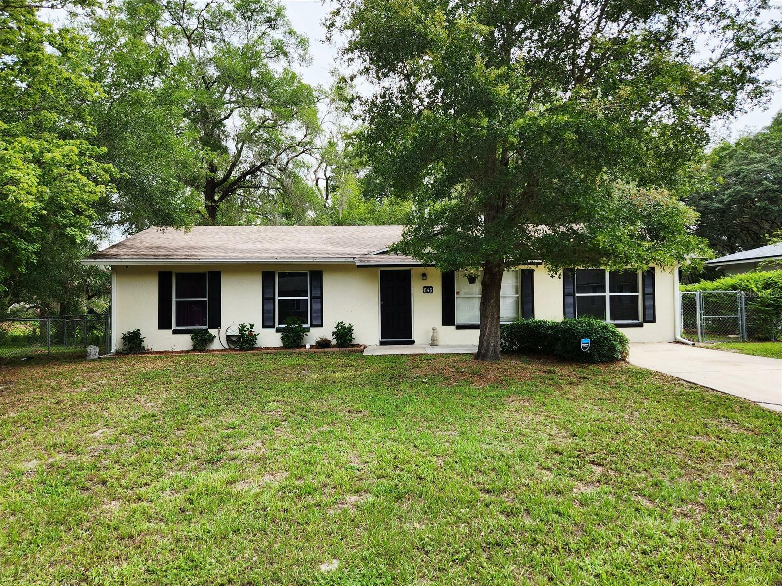Property Photo:  849 Orange Oak Dr  FL 32763 