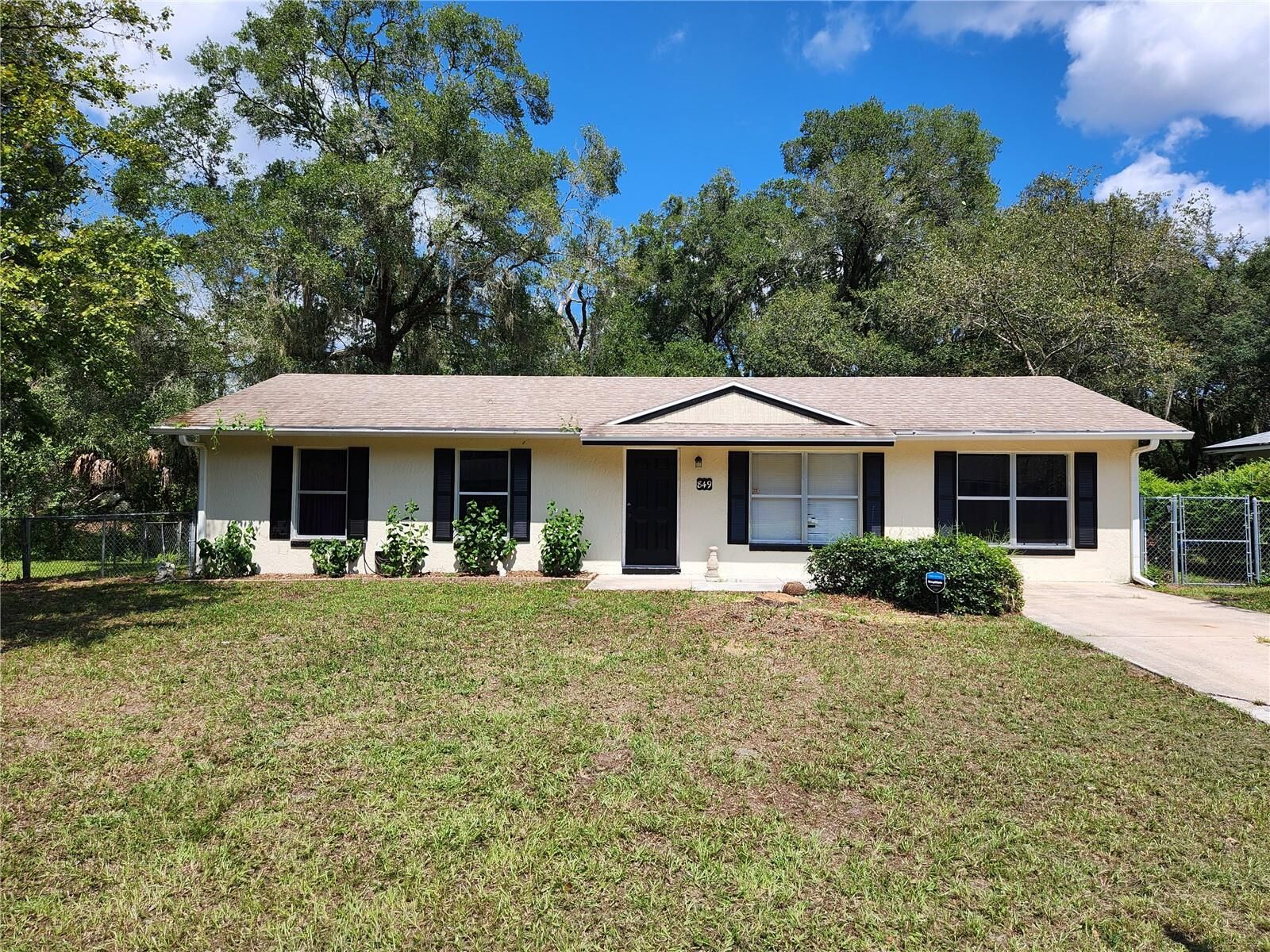 Property Photo:  849 Orange Oak Dr  FL 32763 