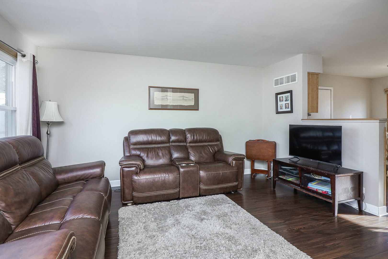 Property Photo:  37 W 55th Place  IL 60559 