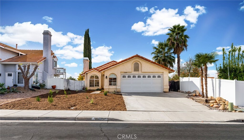 Property Photo:  23683 Canyon Oak Drive  CA 92562 