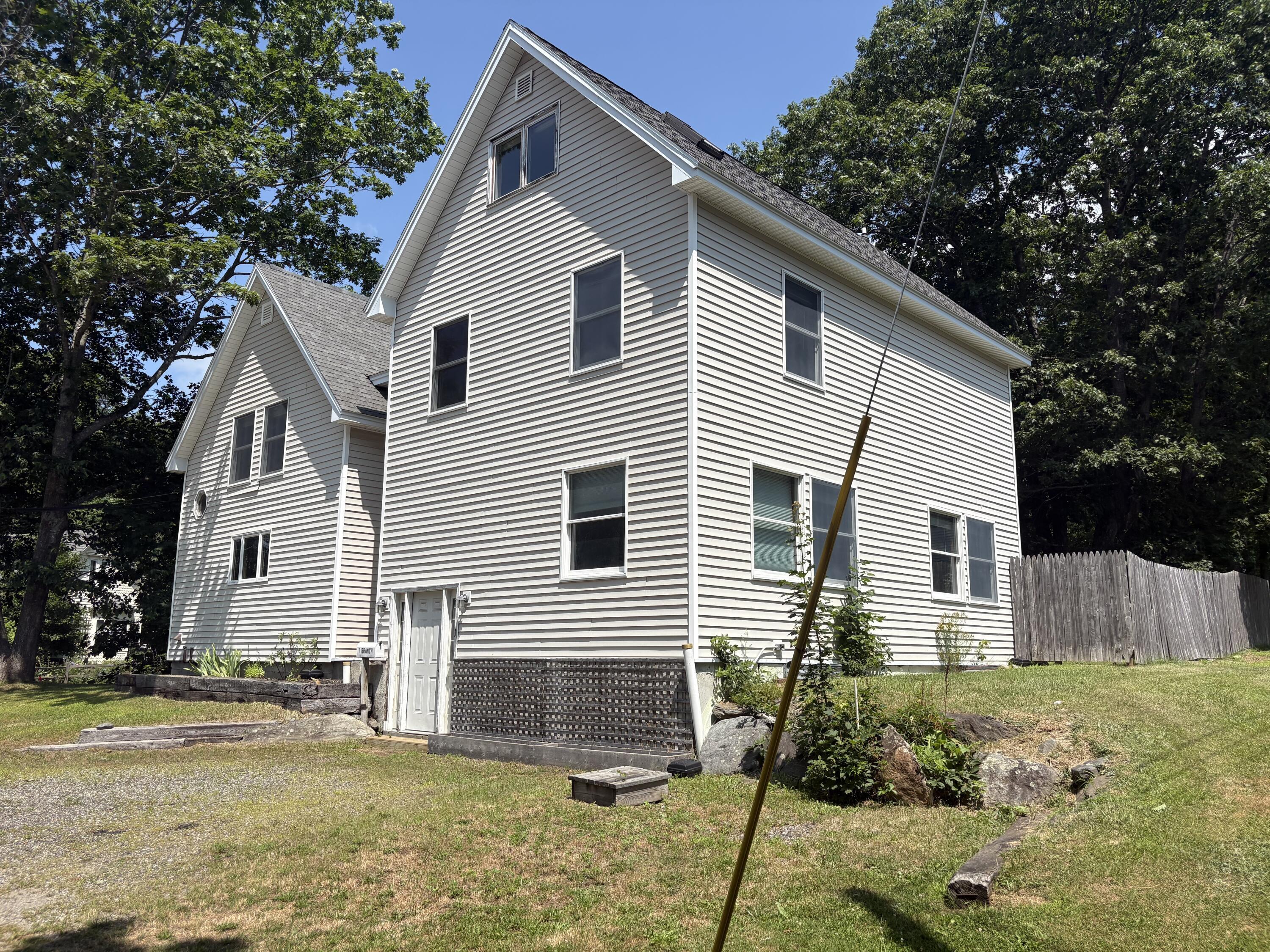 Property Photo:  1 Branch Street  ME 04843 