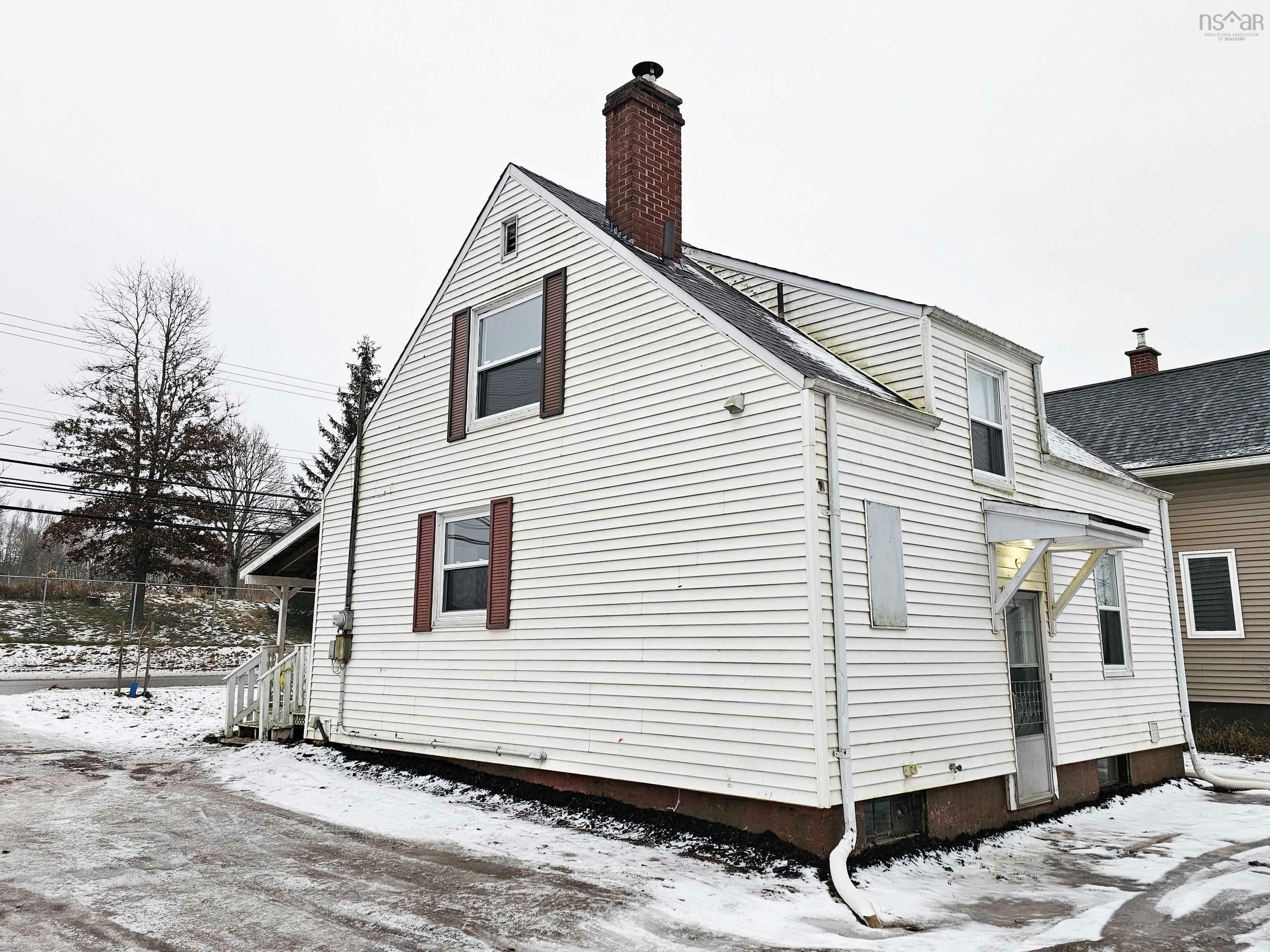 Property Photo:  232 Willow Street  NS B2N 5A2 