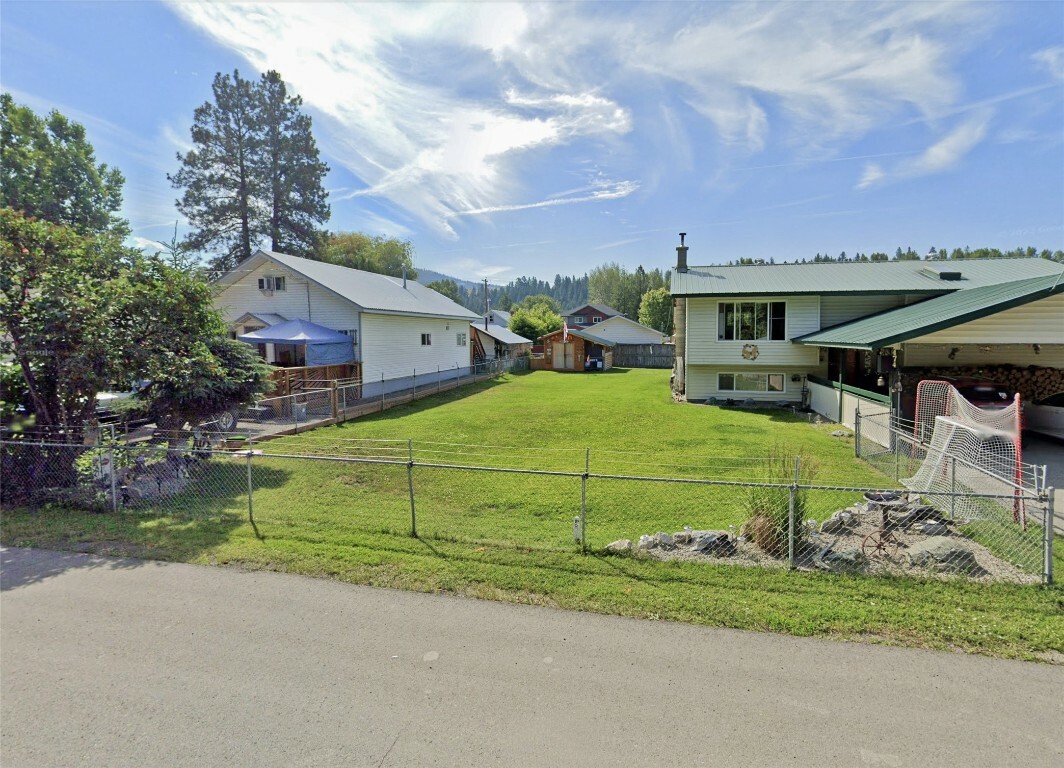 Photo de la propriété:  Lot B Auburn Crescent  BC V0X 1W0 