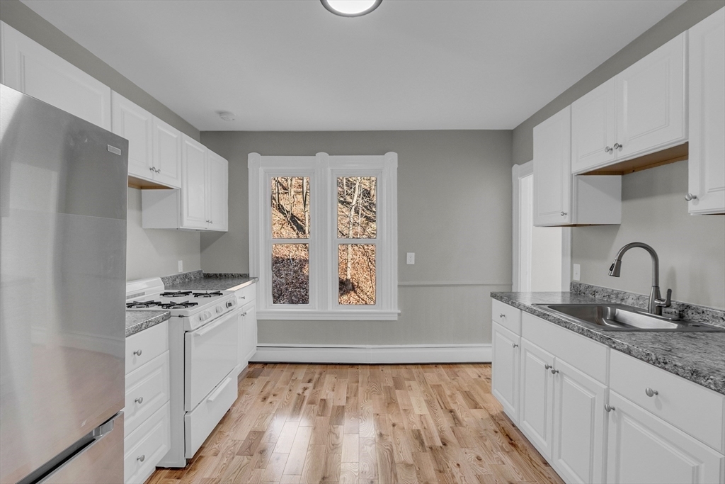 Property Photo:  220 Pine St  MA 01440 