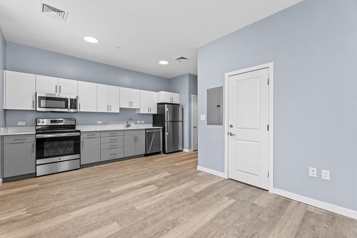 Property Photo:  30 Beacham Street 106  MA 02149 