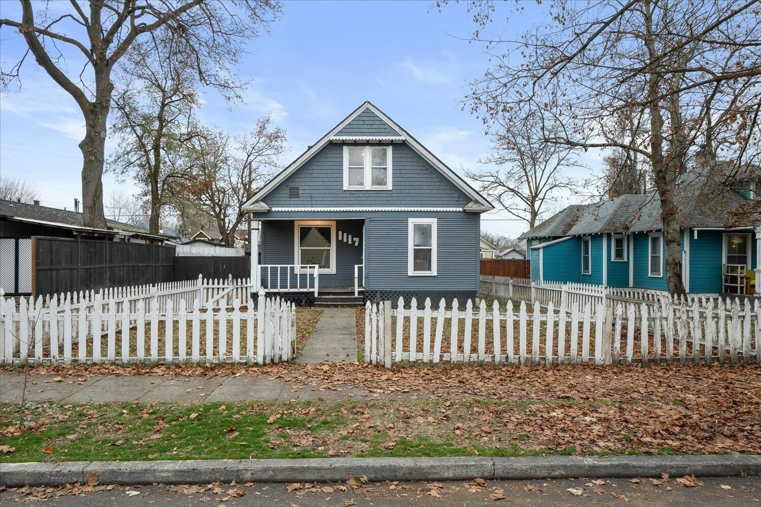 Property Photo:  1117 W Grace Ave  WA 99205 