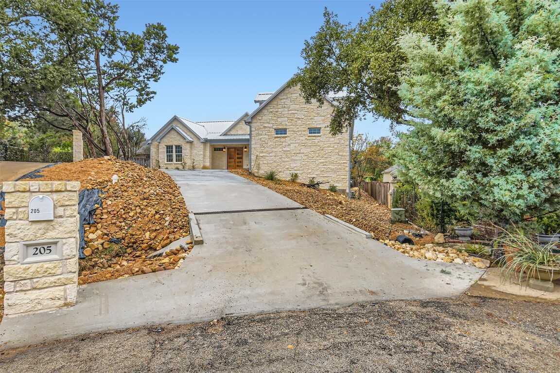 Property Photo: 205 Vitex Drive TX 78734