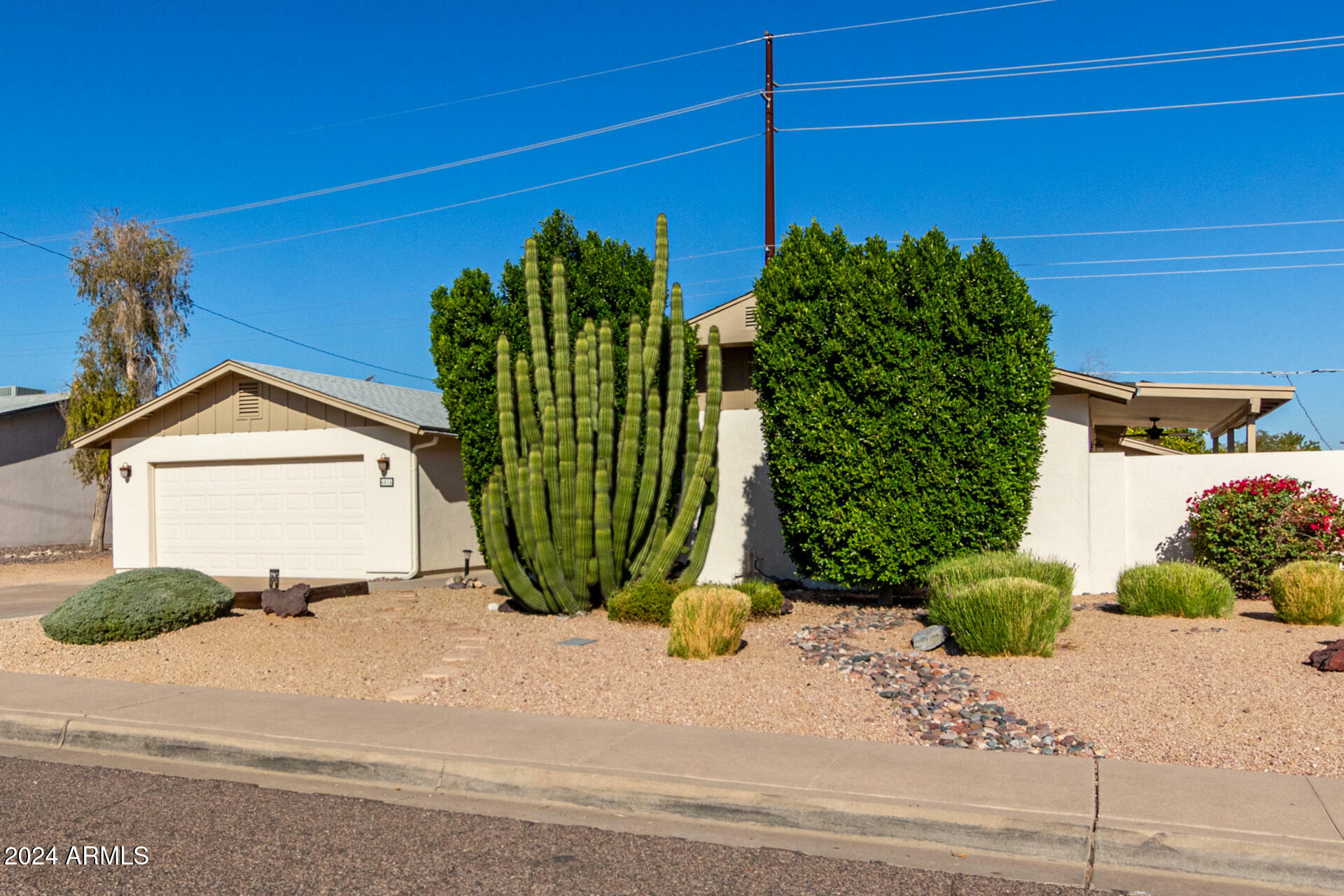 Property Photo:  6816 E Oak Street  AZ 85257 