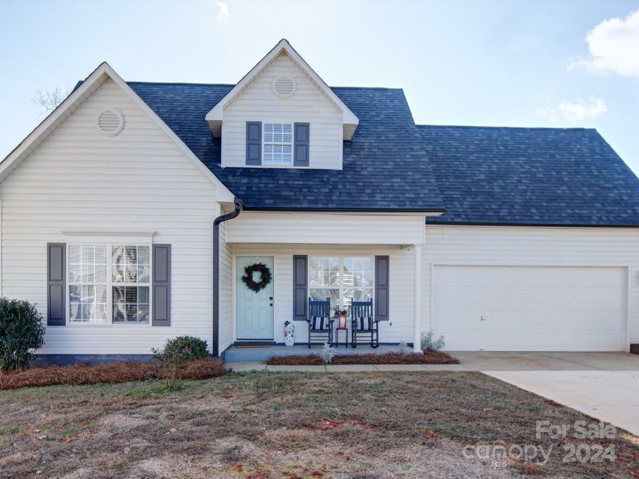 Property Photo:  5803 Coral Ridge Lane  NC 28079 