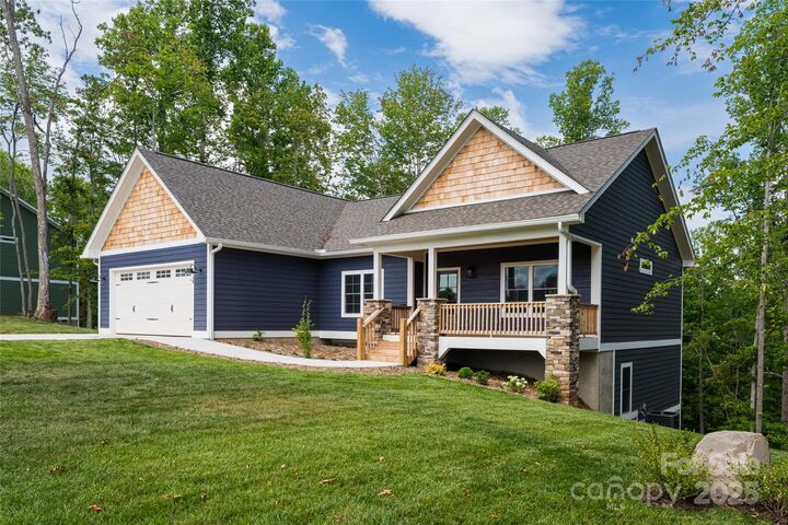 Property Photo:  224 Country Drive  NC 28754 