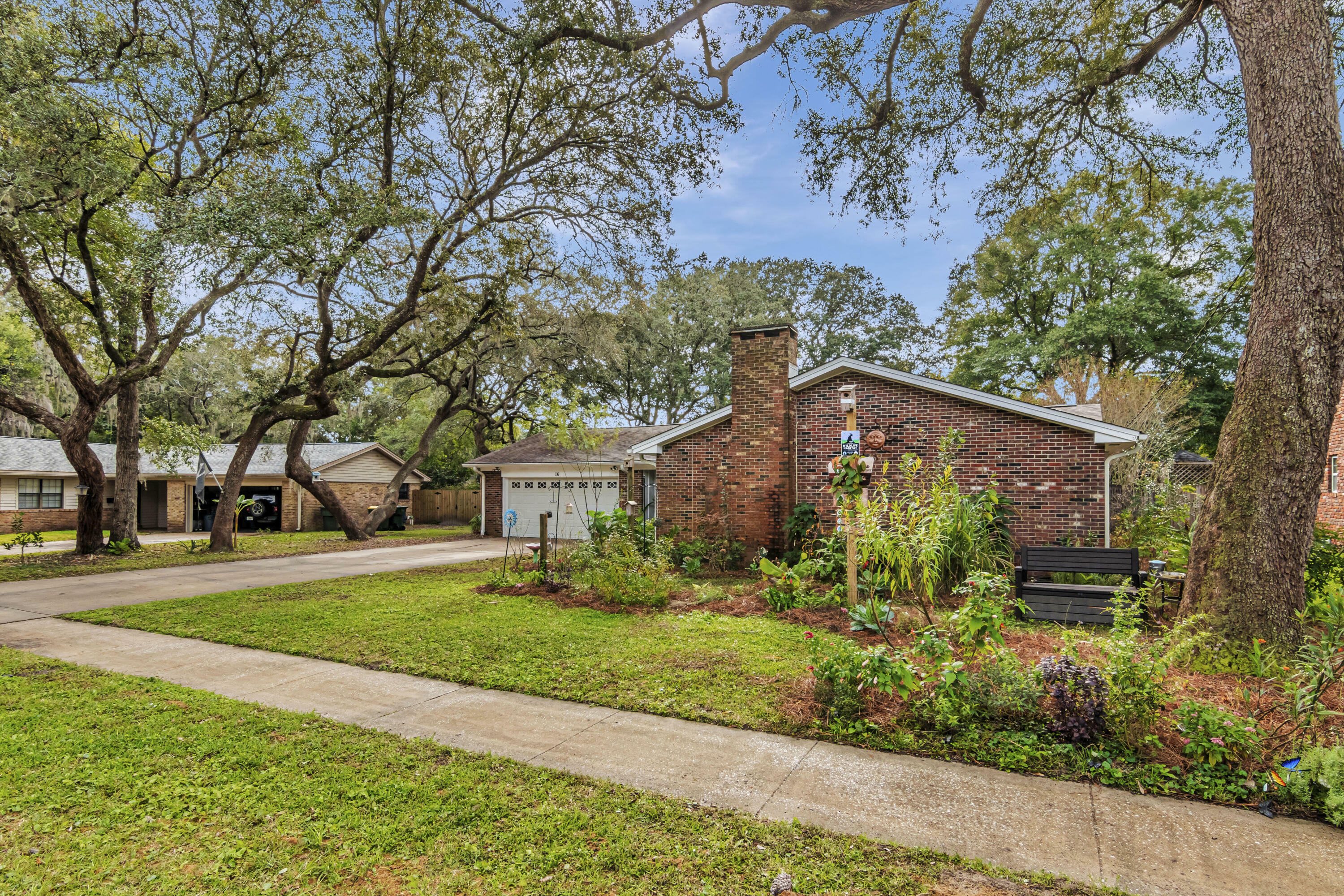 Property Photo:  16 NW Oakdale Road  FL 32547 