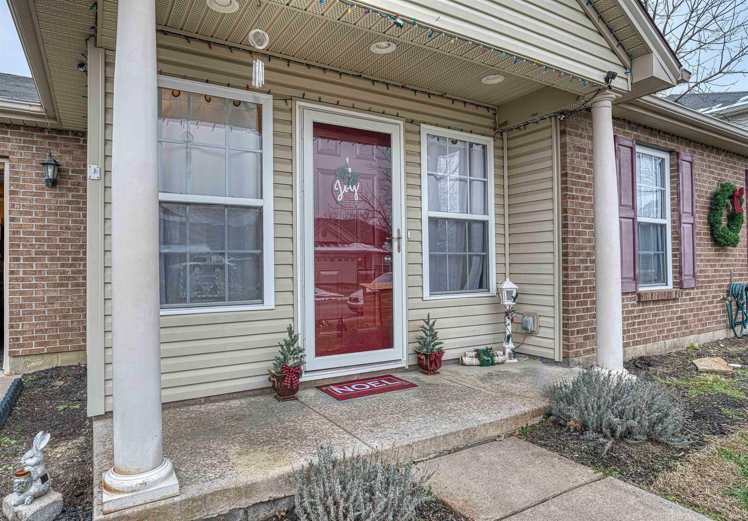 Property Photo:  3300 Oaklyn Drive  IN 47711 