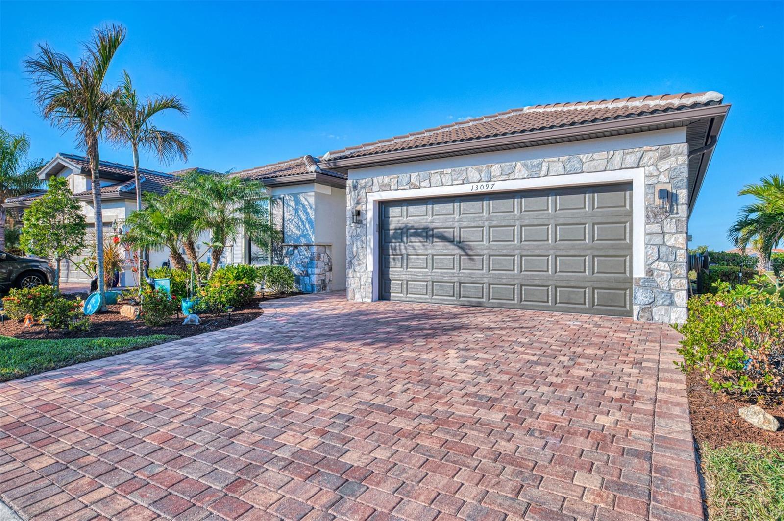 Property Photo: 13097 Rinella Street FL 34293