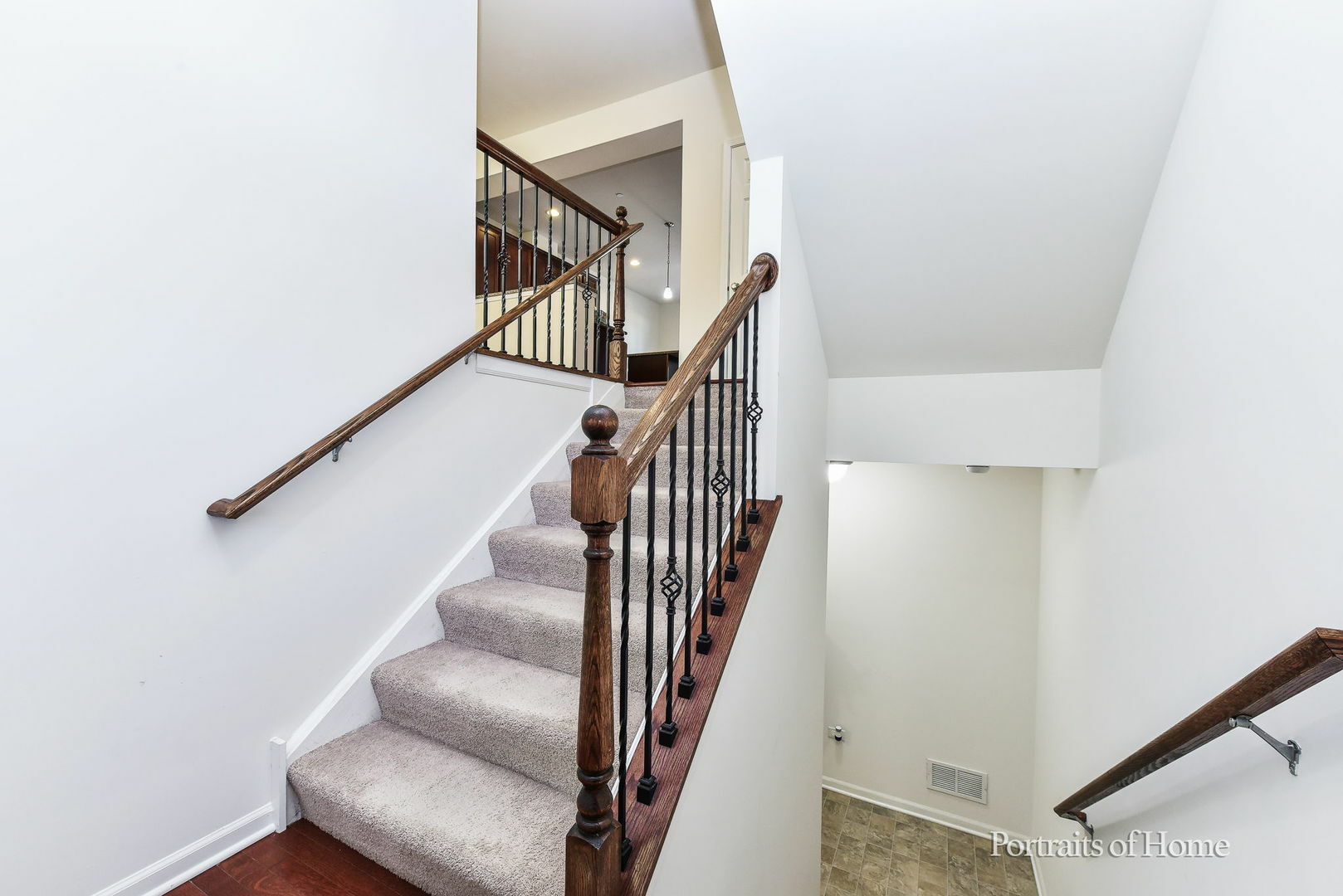 Property Photo:  2827 Henley Lane  IL 60540 