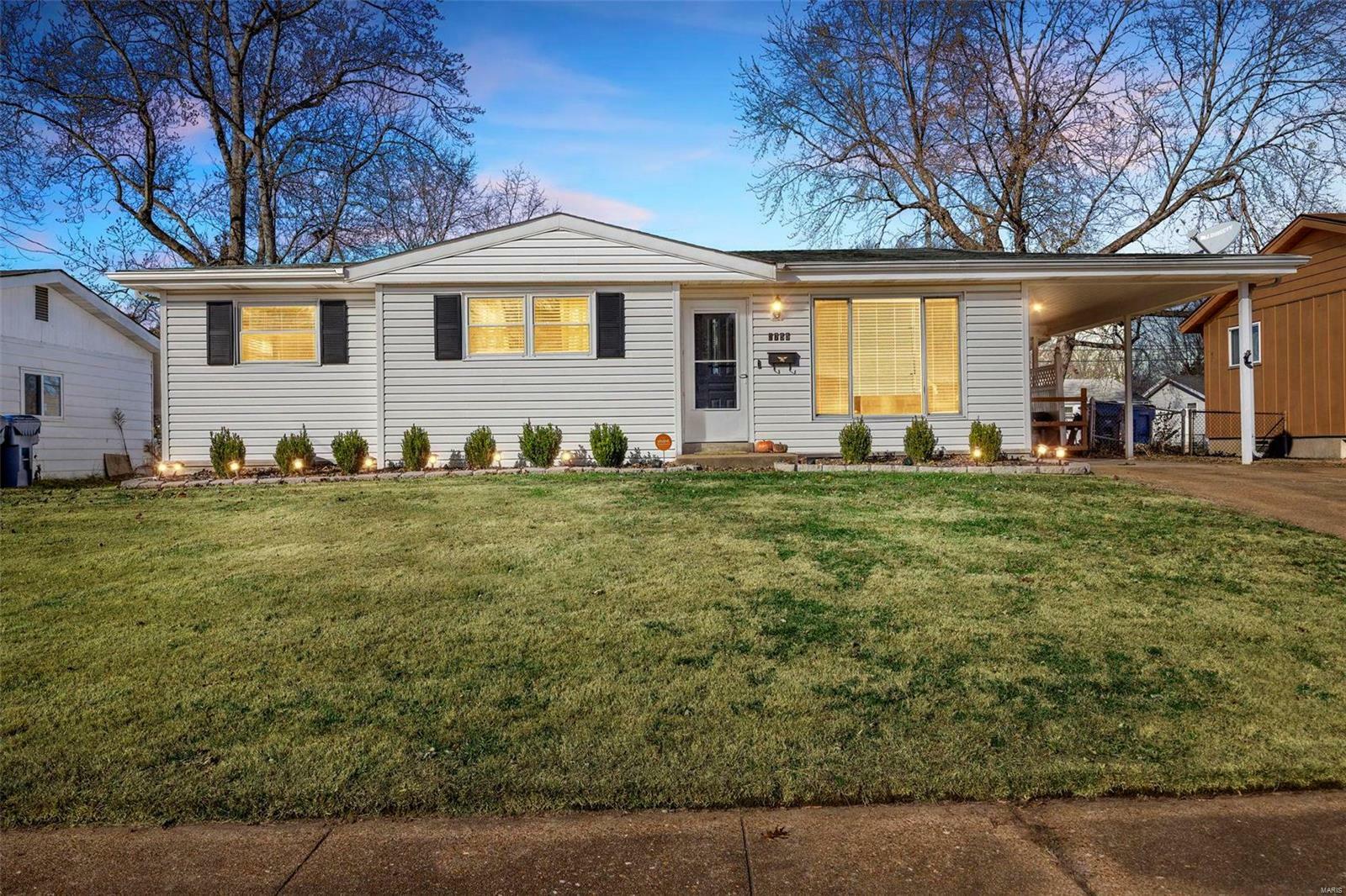 Property Photo:  2755 Morris Drive  MO 63031 