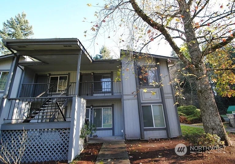 Property Photo:  12214 NE 147th Place B  WA 98034 