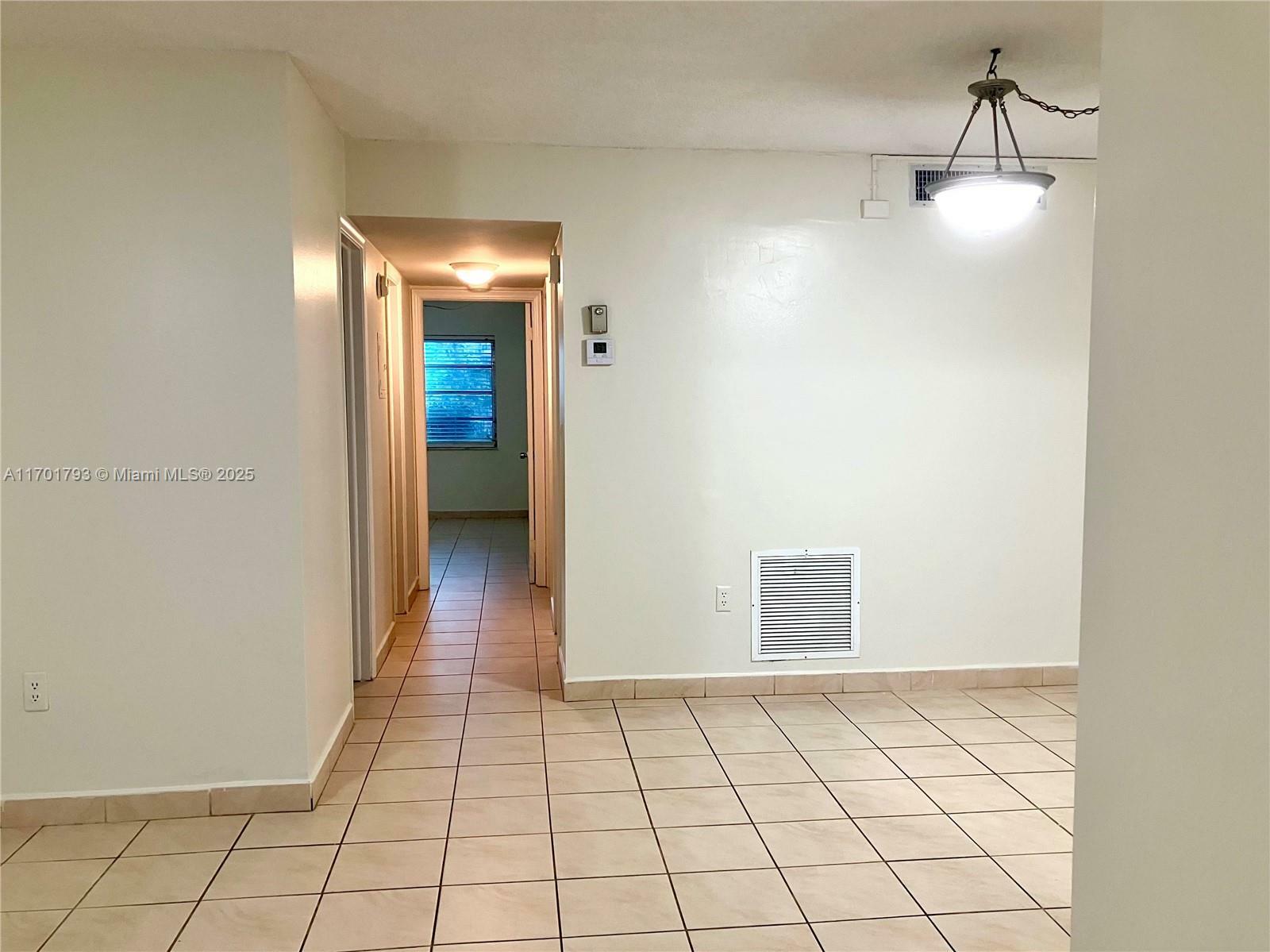 Property Photo: 20275 NE 2nd Ave 16 FL 33179