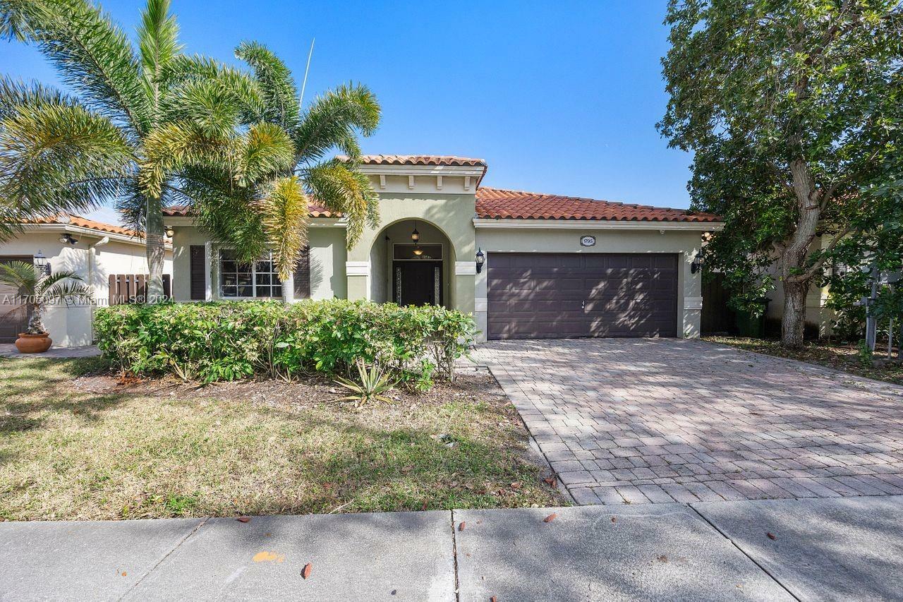 Property Photo:  1795 NE 35th Ave  FL 33033 