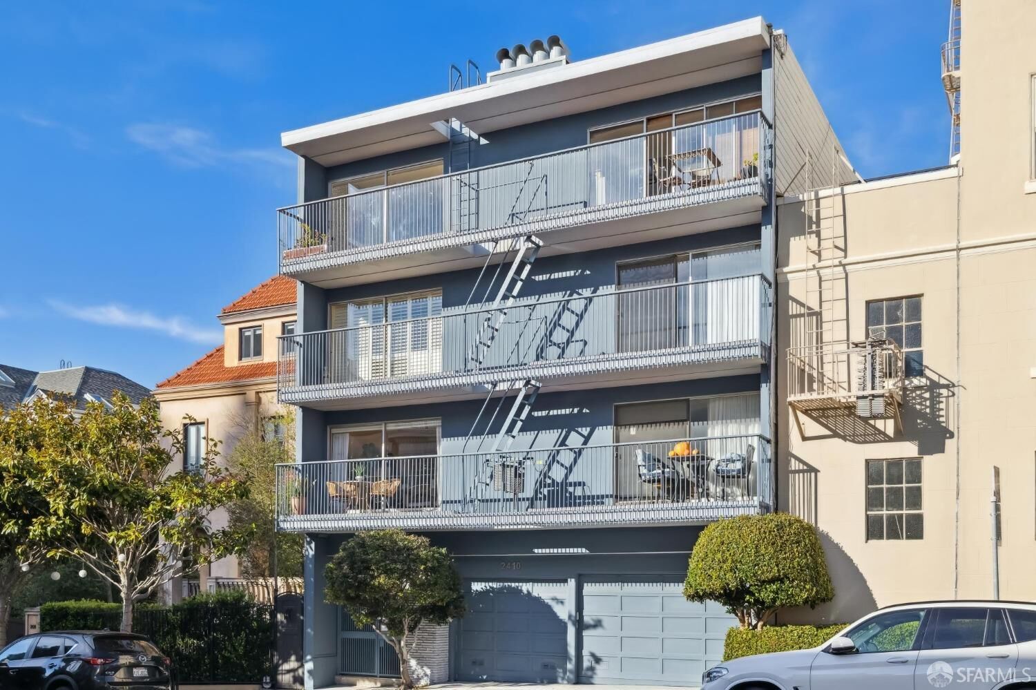 Property Photo:  2410 Pacific Avenue 3  CA 94115 