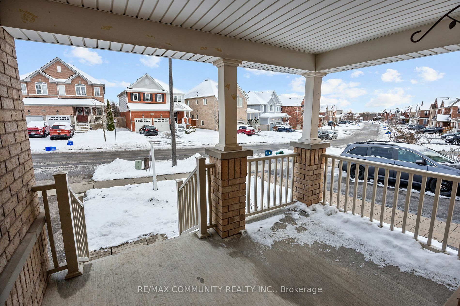 Property Photo:  1269 Salmers Dr  ON L1K 0R7 