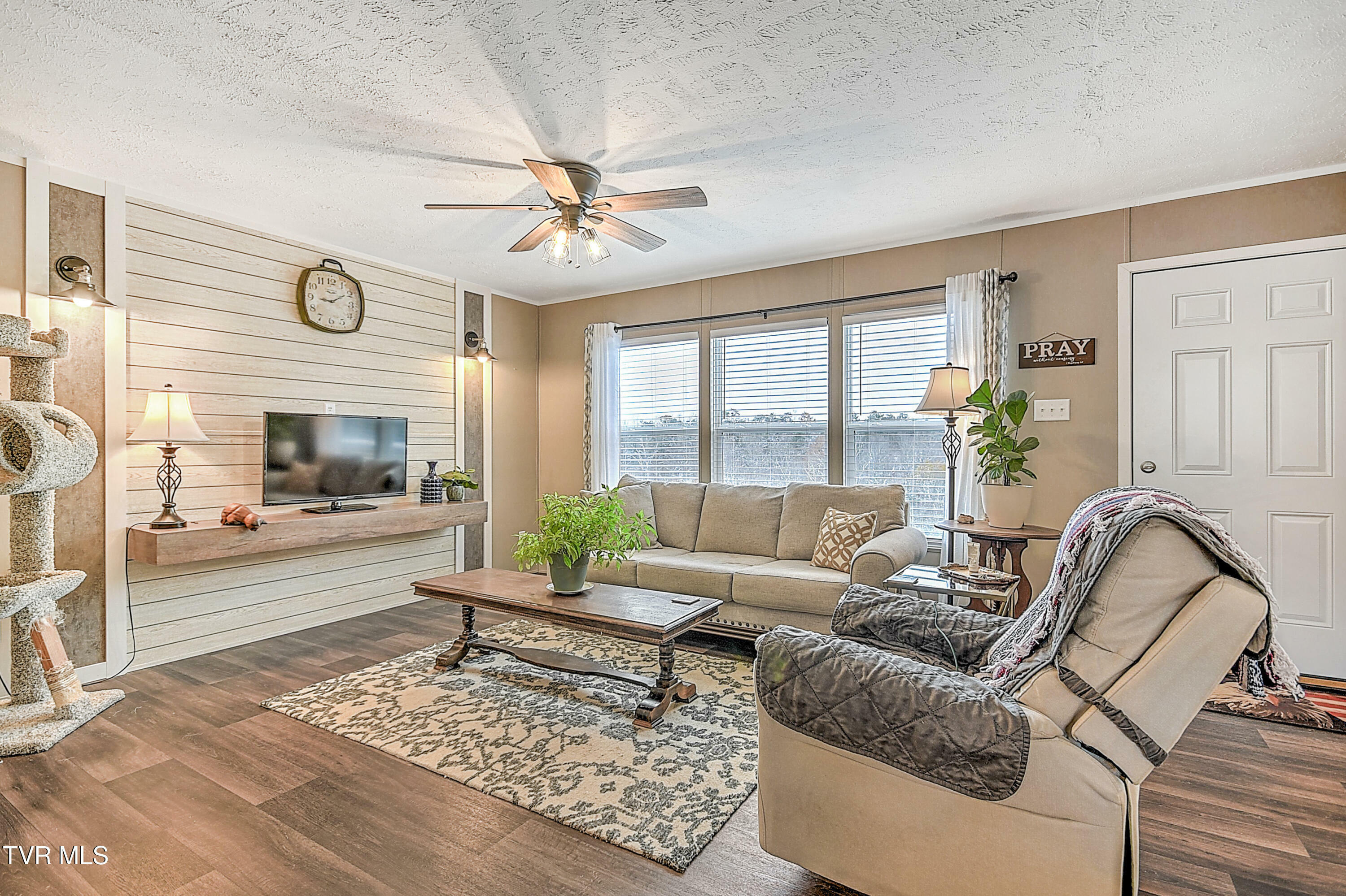 Property Photo: 290 Smith Hollow Road TN 37743