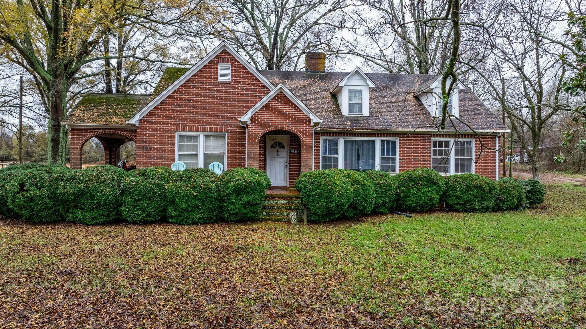 Property Photo:  1571 Mount Olive Church Road  NC 28658 