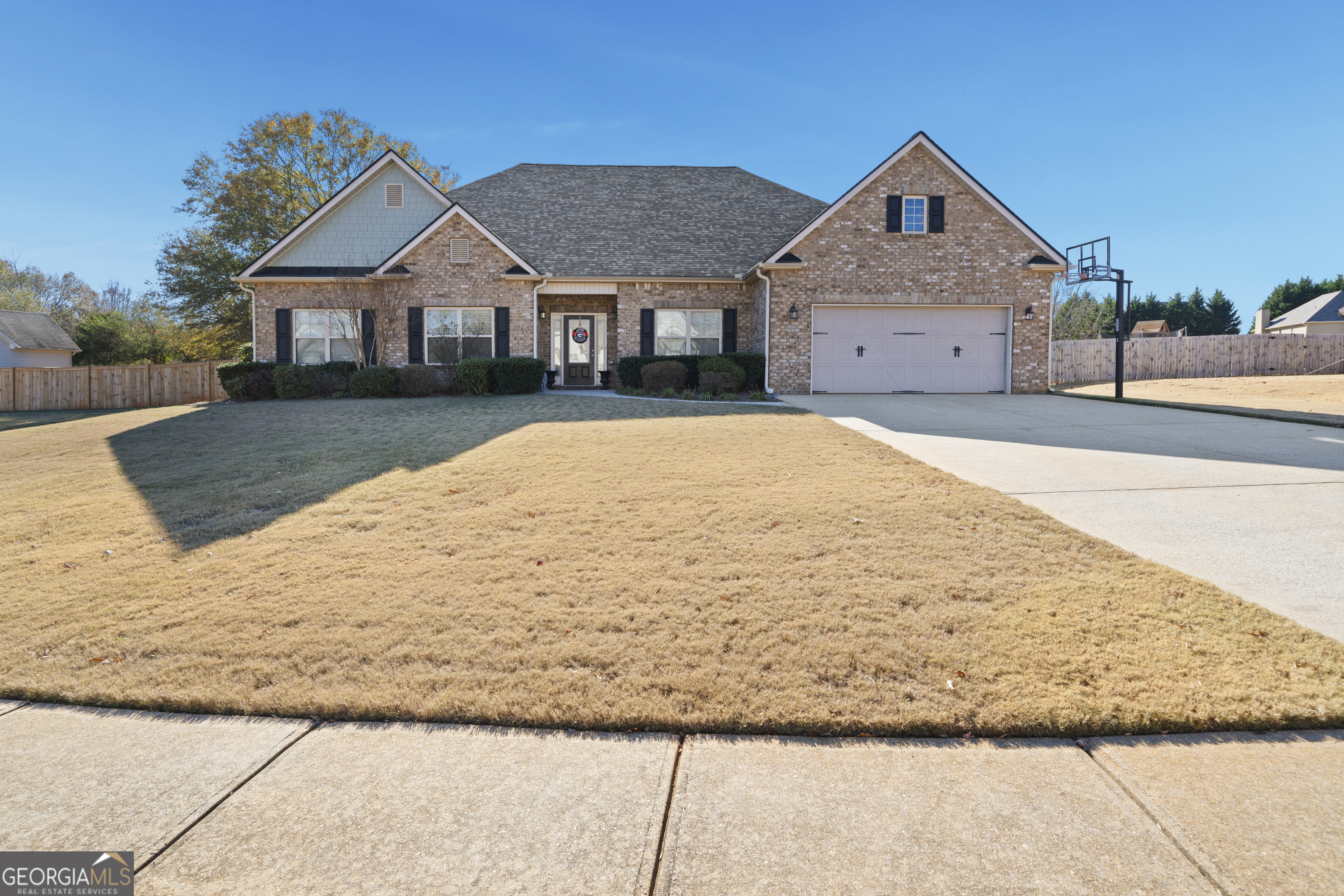 Property Photo:  5717 Pleasant Woods Drive  GA 30542 