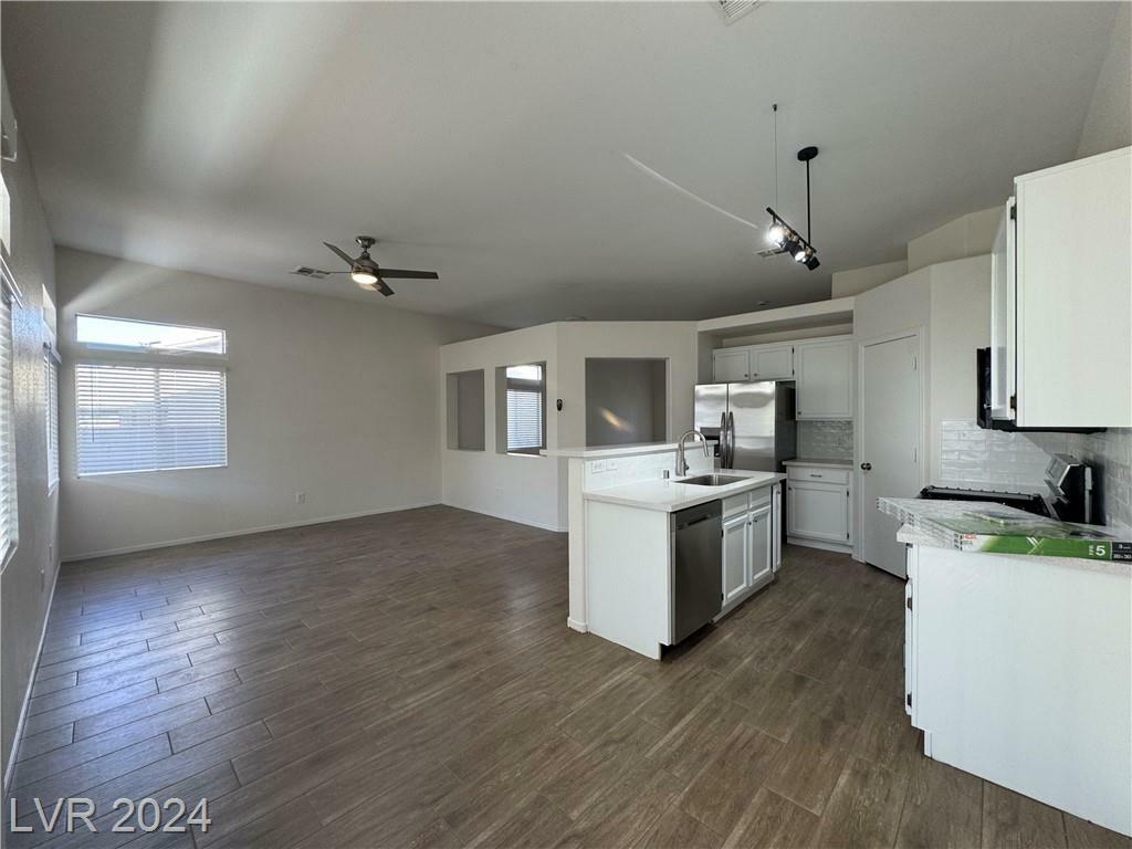 Property Photo:  5241 Clinging Vine Street  NV 89031 