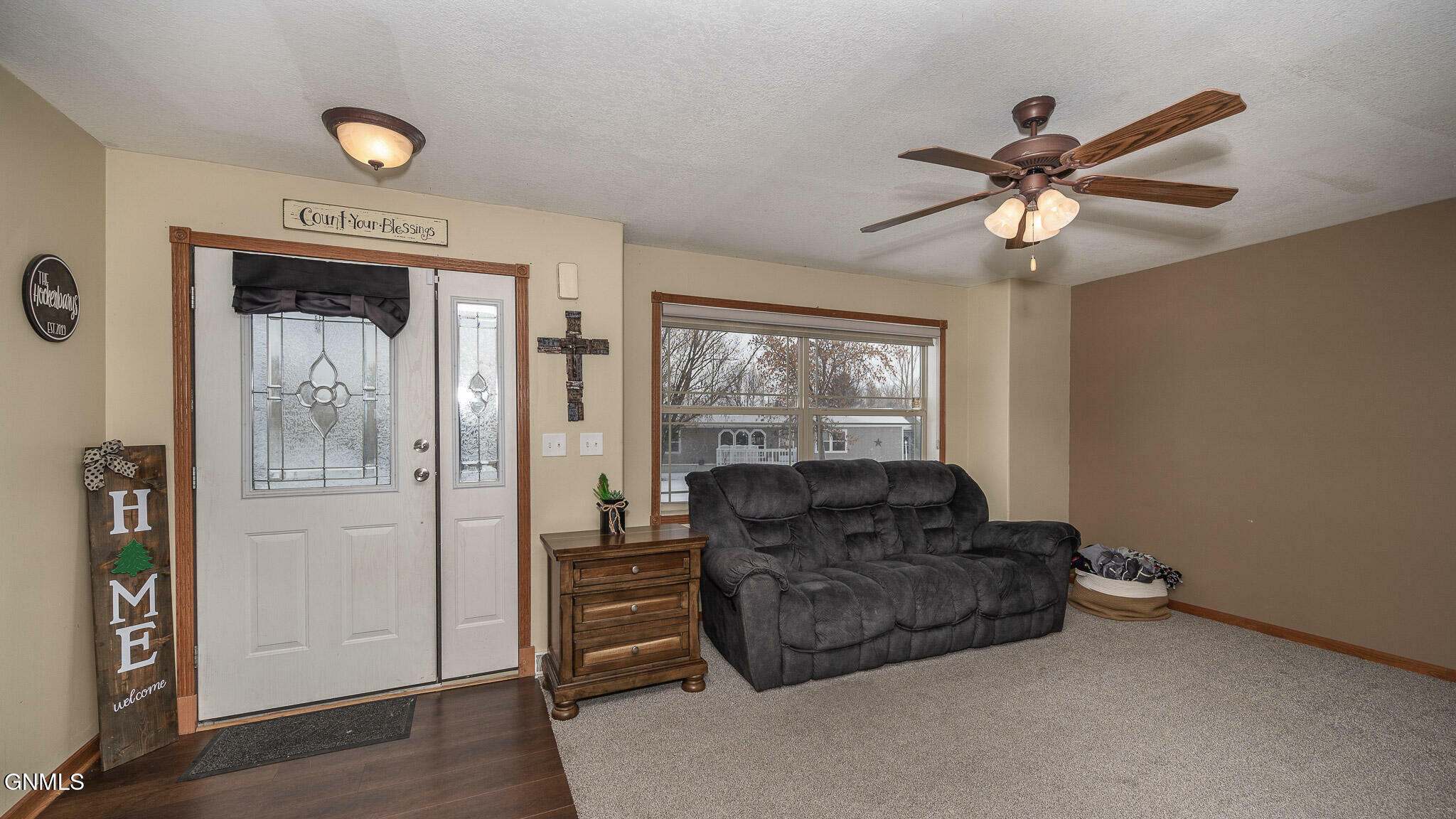 Property Photo:  304 Sunny Drive  ND 58523 