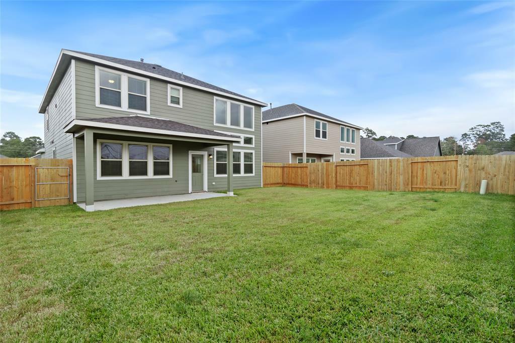 Property Photo: 1003 Manteca TX 77583