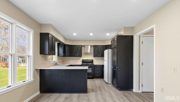 Property Photo:  2401 Sheridan Drive  IN 46526 