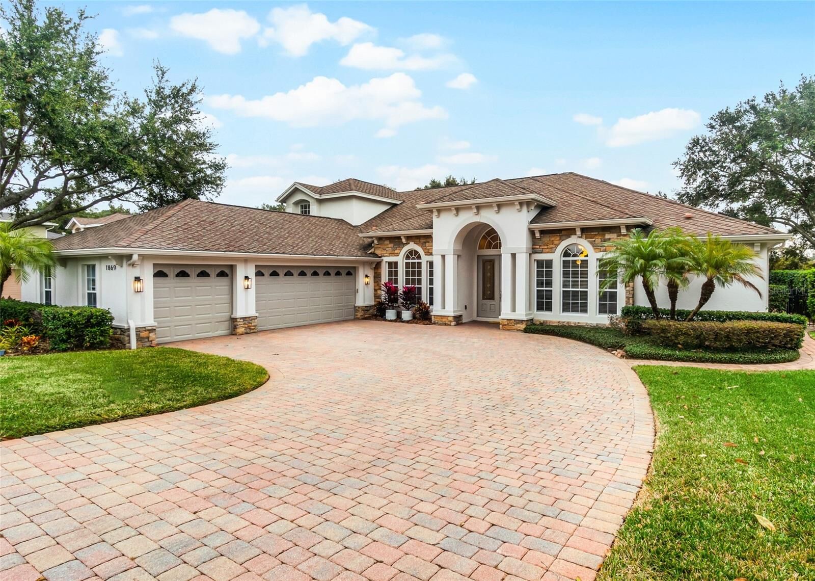 Property Photo: 1869 Merlot Drive FL 32771