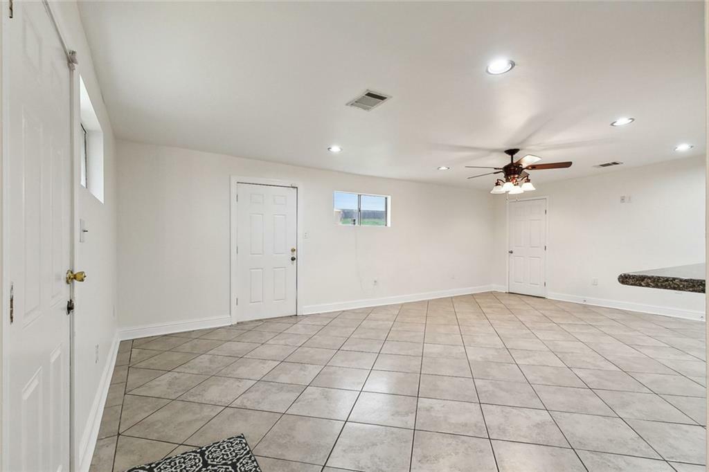 Property Photo:  5647 Pauline Drive  LA 70126 