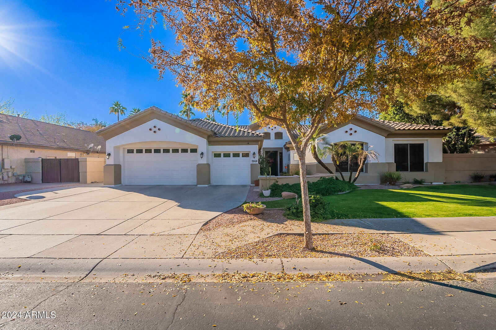 Property Photo: 7868 S Dateland Drive AZ 85284